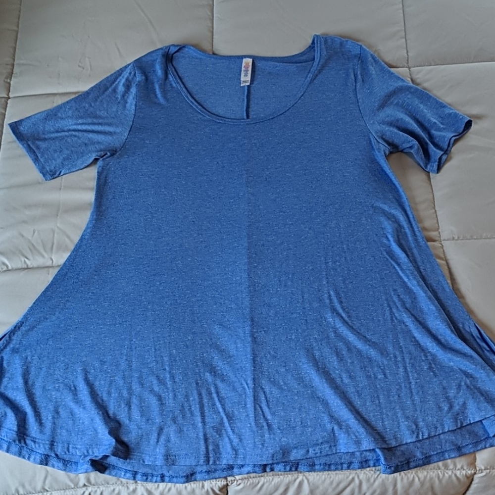 LuLaRoe Perfect Tee